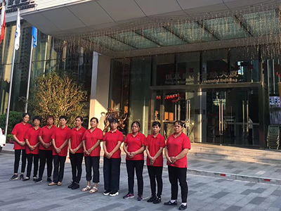 為什么眾多企業(yè)選擇外包佛山保潔公司？