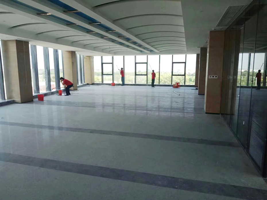 佛山豐富汽配公司開(kāi)荒清潔